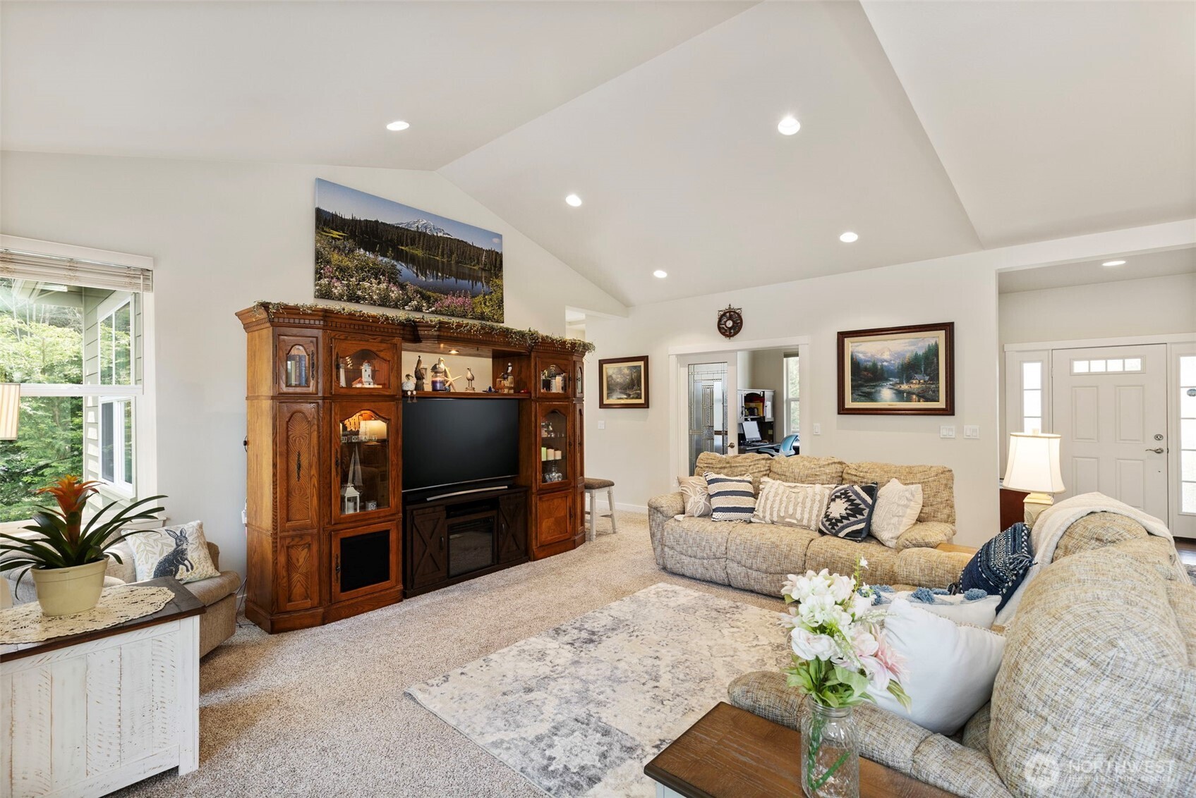 24 Pelton Court Property Photo 12