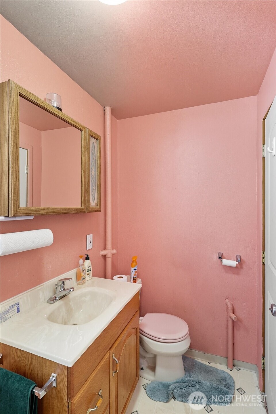 911 Martin Luther King Jr Way Property Photo 6