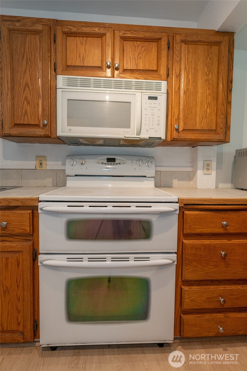 17835 Se Upland Drive Property Photo 4