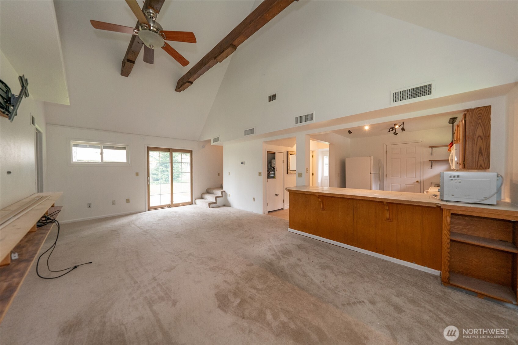 17835 Se Upland Drive Property Photo 7