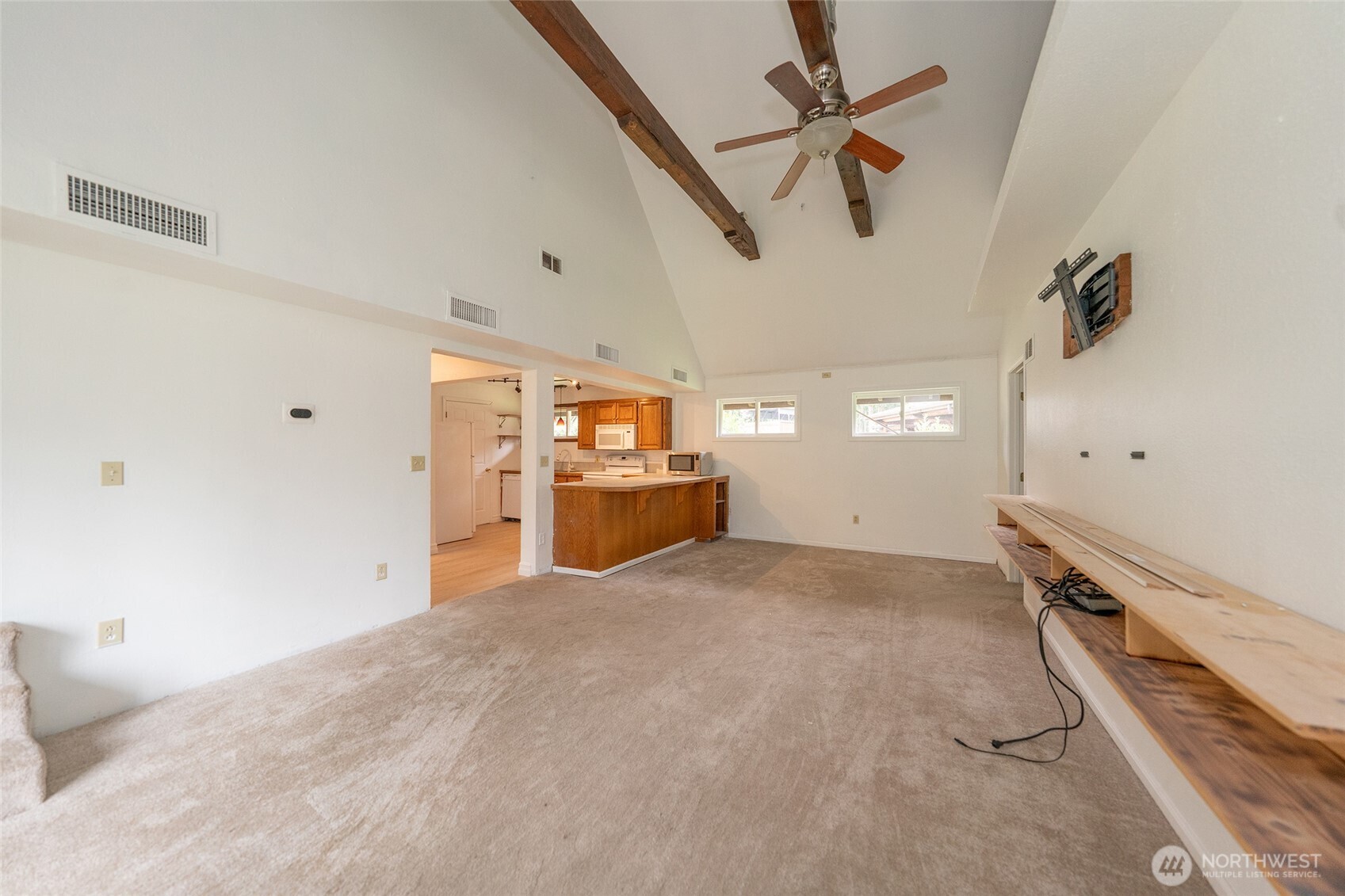 17835 Se Upland Drive Property Photo 8