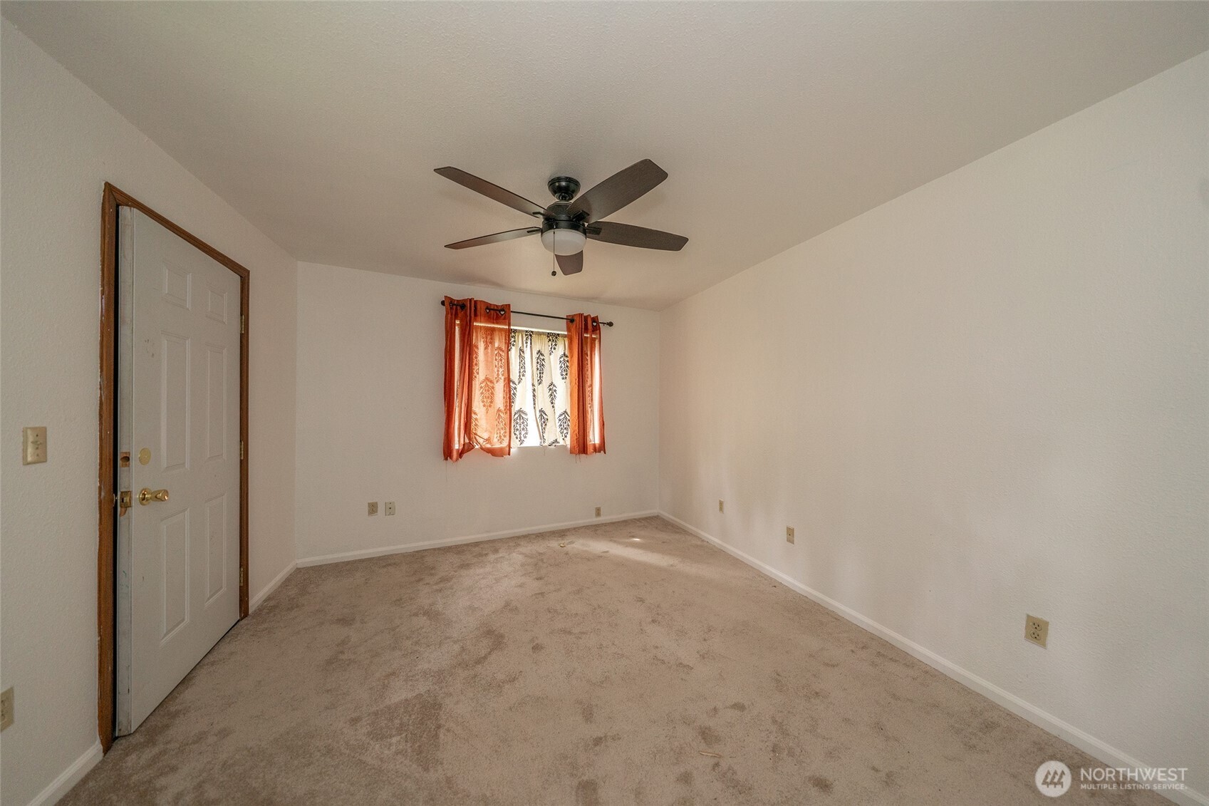 17835 Se Upland Drive Property Photo 10