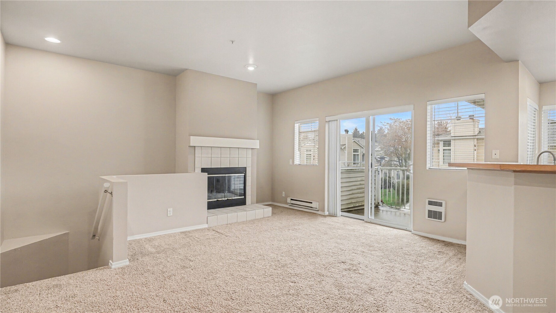 5819 S 232nd Place 8-3 Property Photo 3