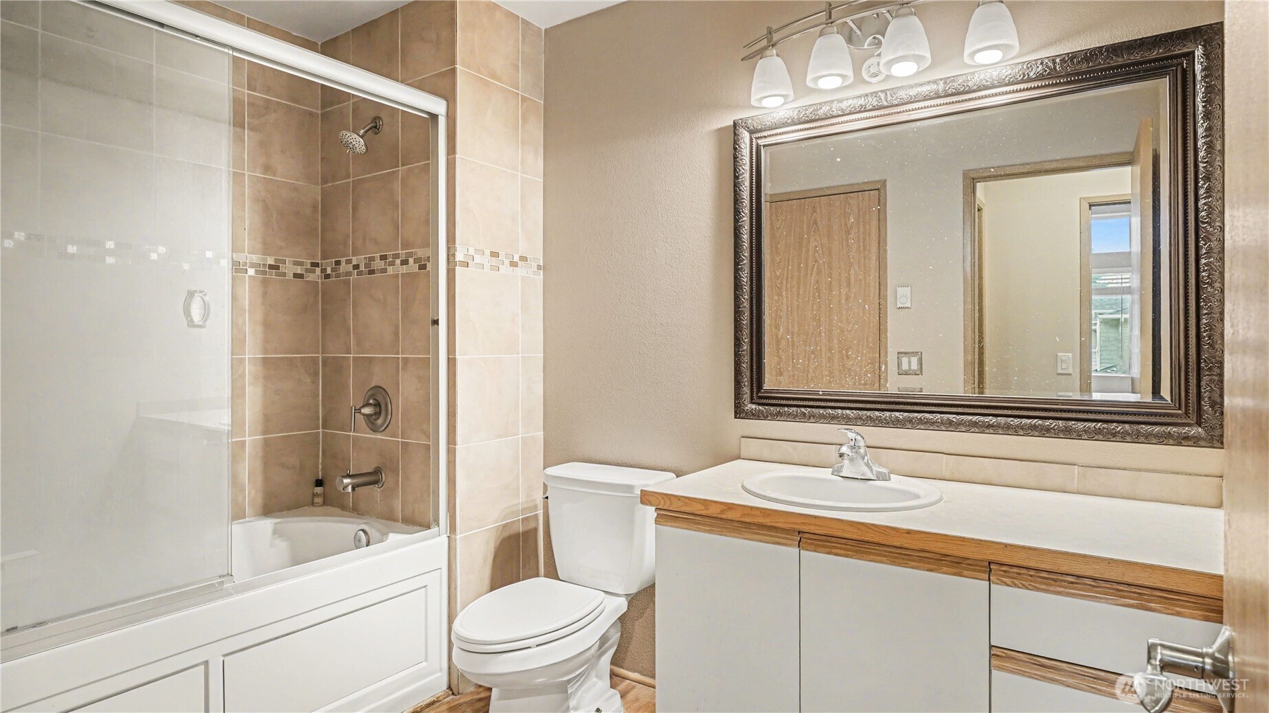 5819 S 232nd Place 8-3 Property Photo 11