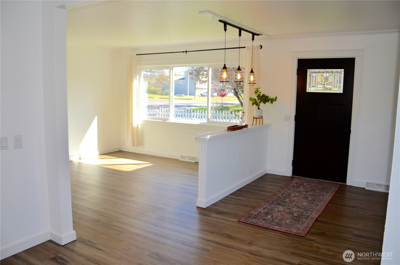 834 Jado Place Property Photo 4