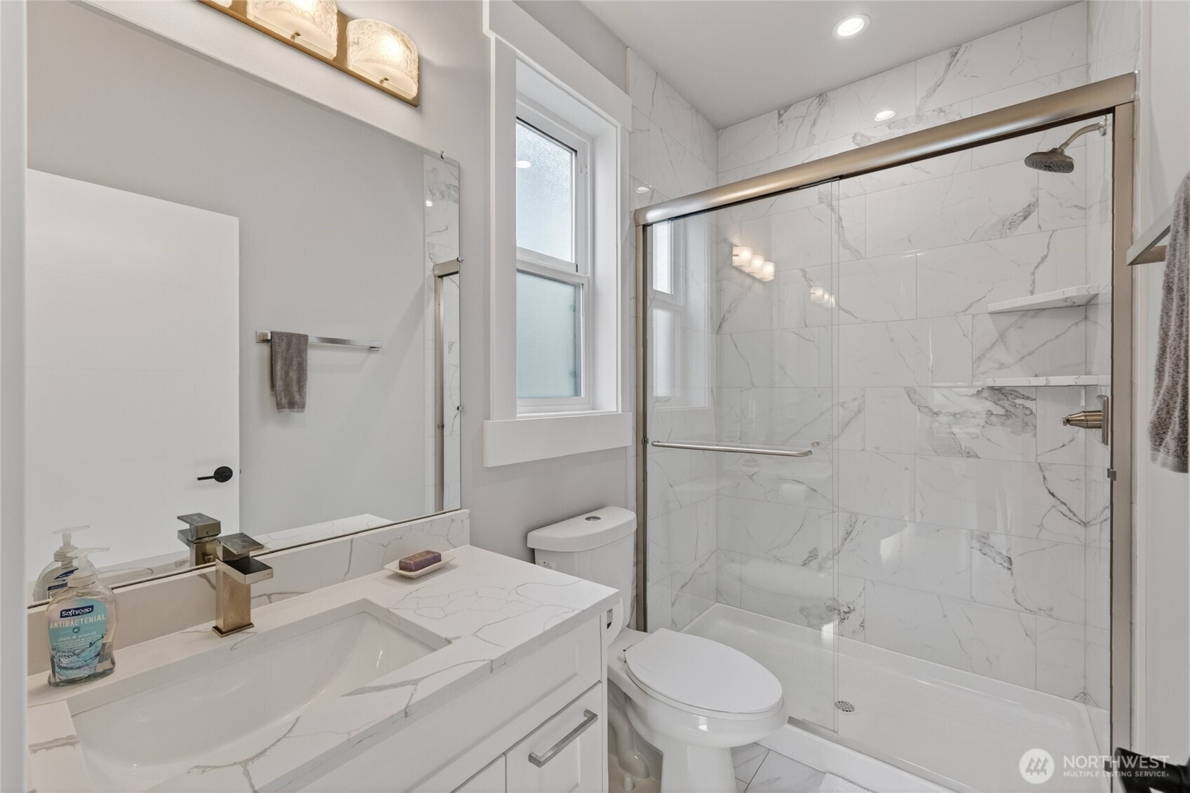 2131 Hearthstone Street Property Photo 16