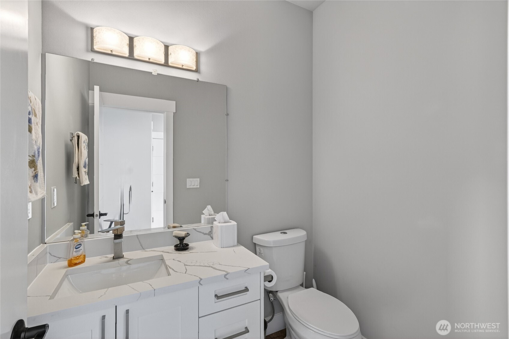 2131 Hearthstone Street Property Photo 17