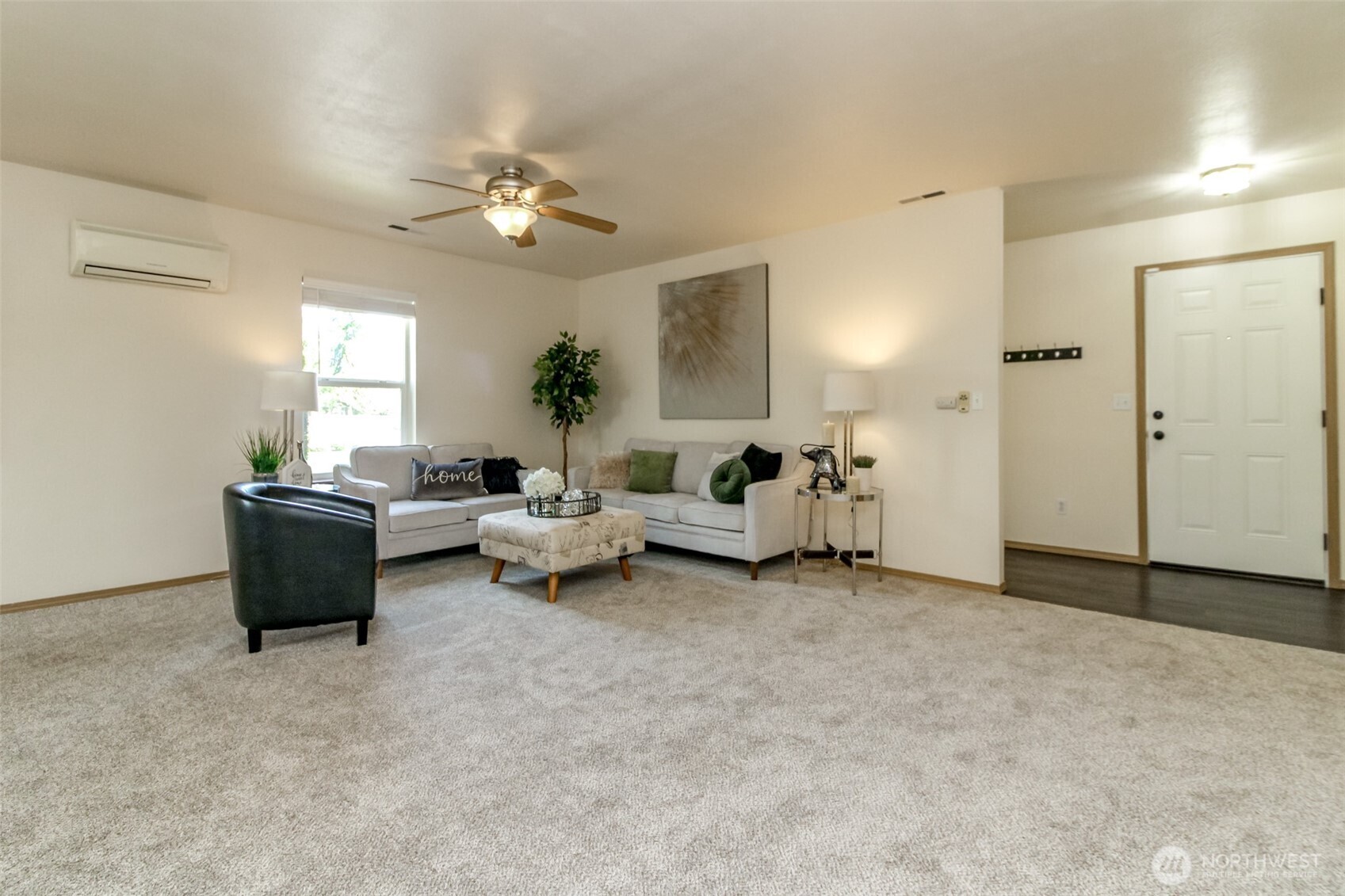 8521 175th Street Ct Property Photo 3