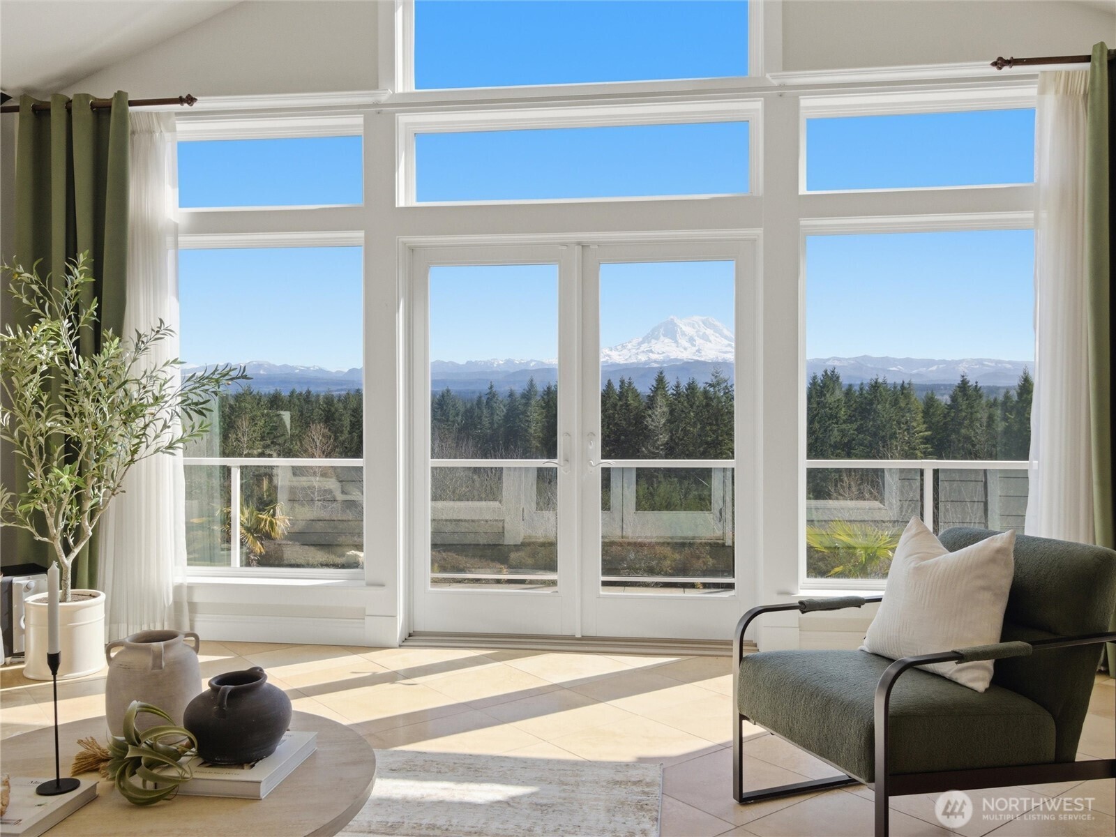 2510 Cascade Drive Property Photo 10