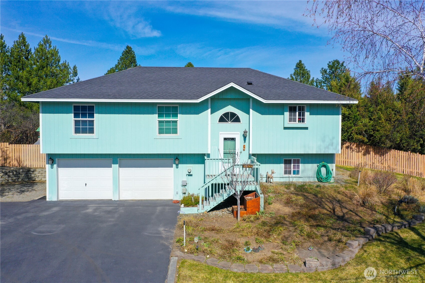 16 River Overlook Street Property Photo 1