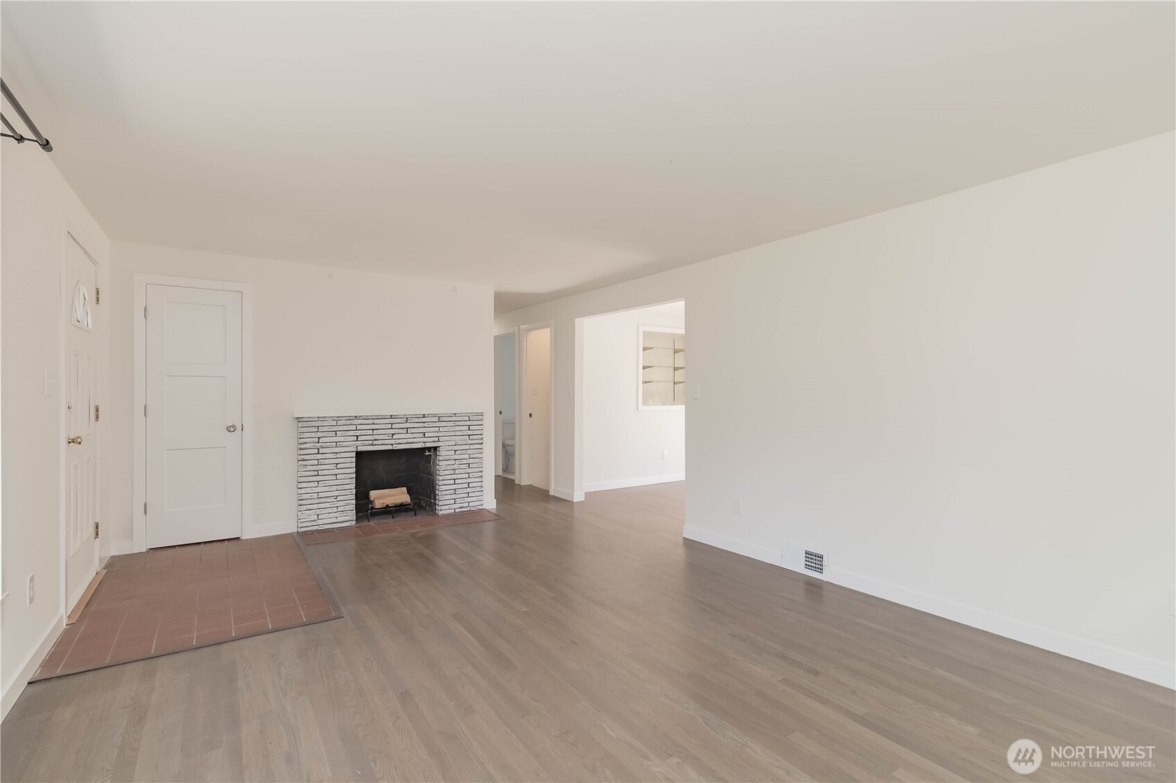 11834 8th Avenue Property Photo 5