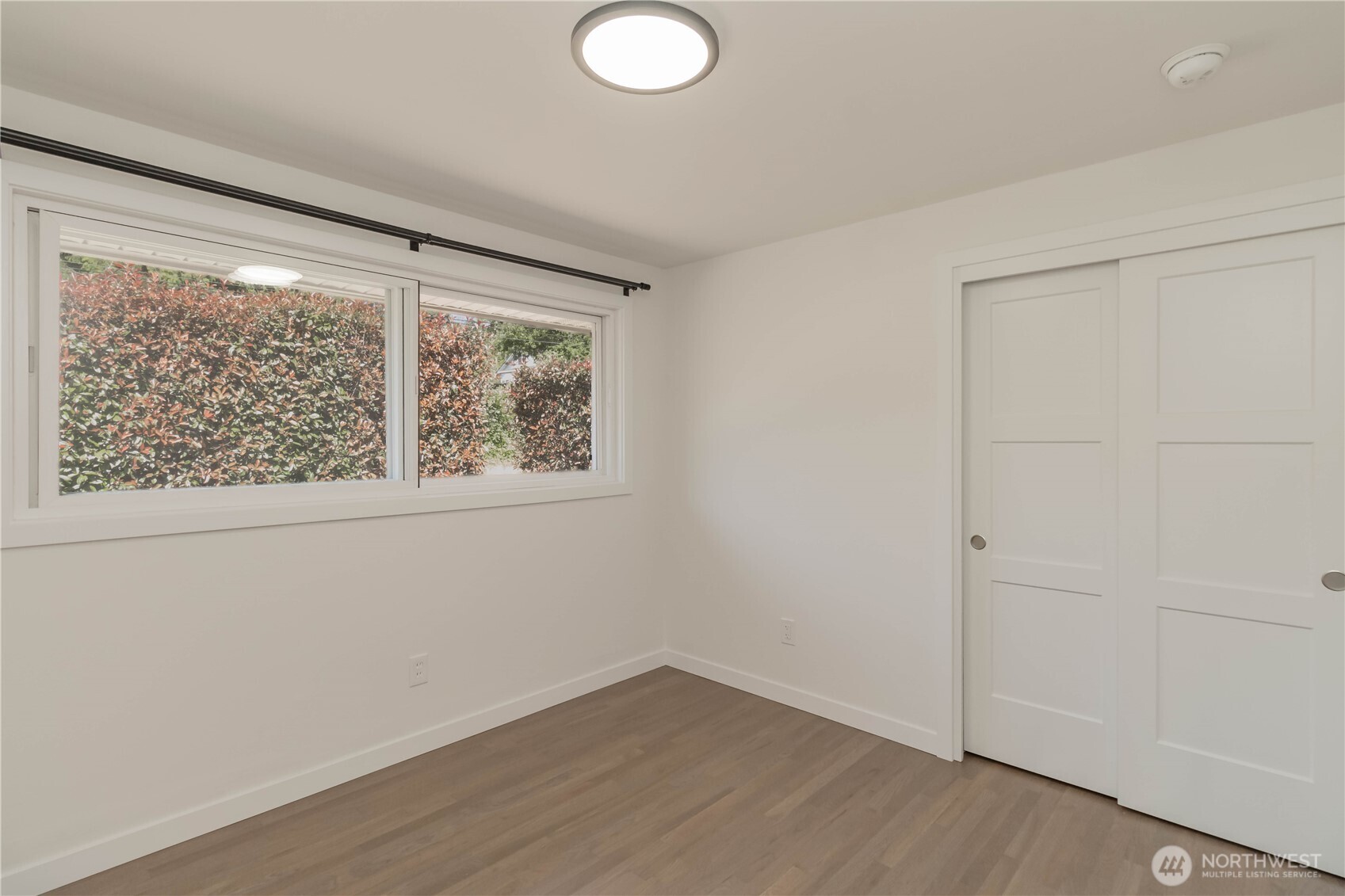 11834 8th Avenue Property Photo 11