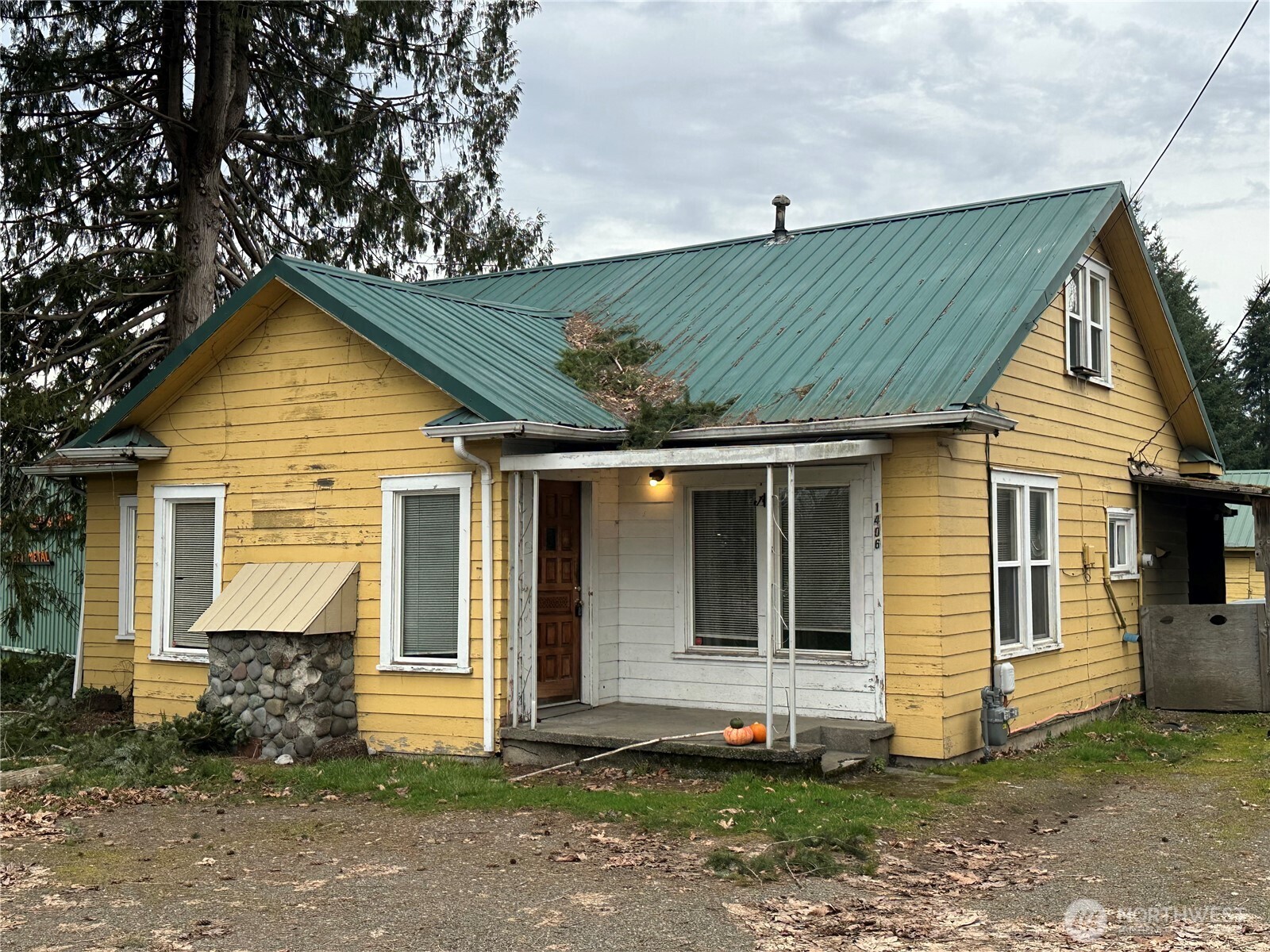 1406 Harrison Avenue Property Photo 2