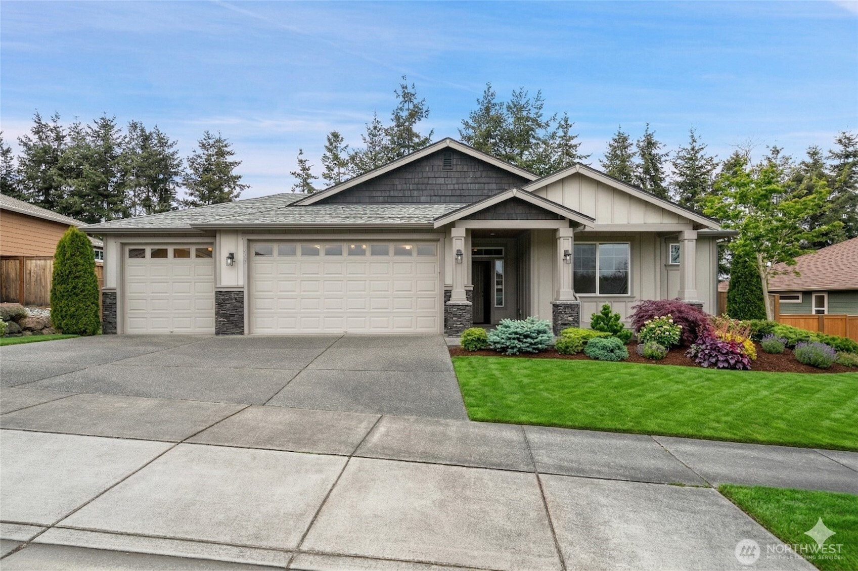 200 Blue Glacier Loop Property Photo 1