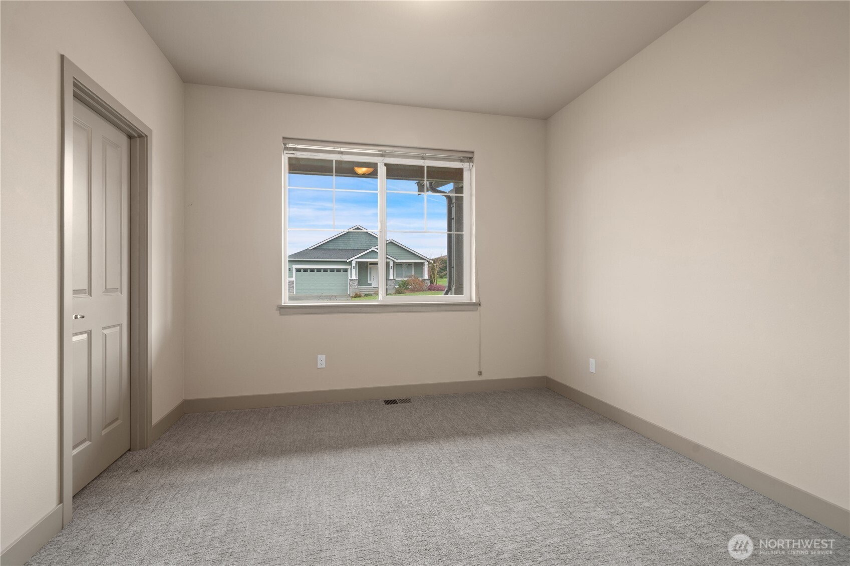200 Blue Glacier Loop Property Photo 4