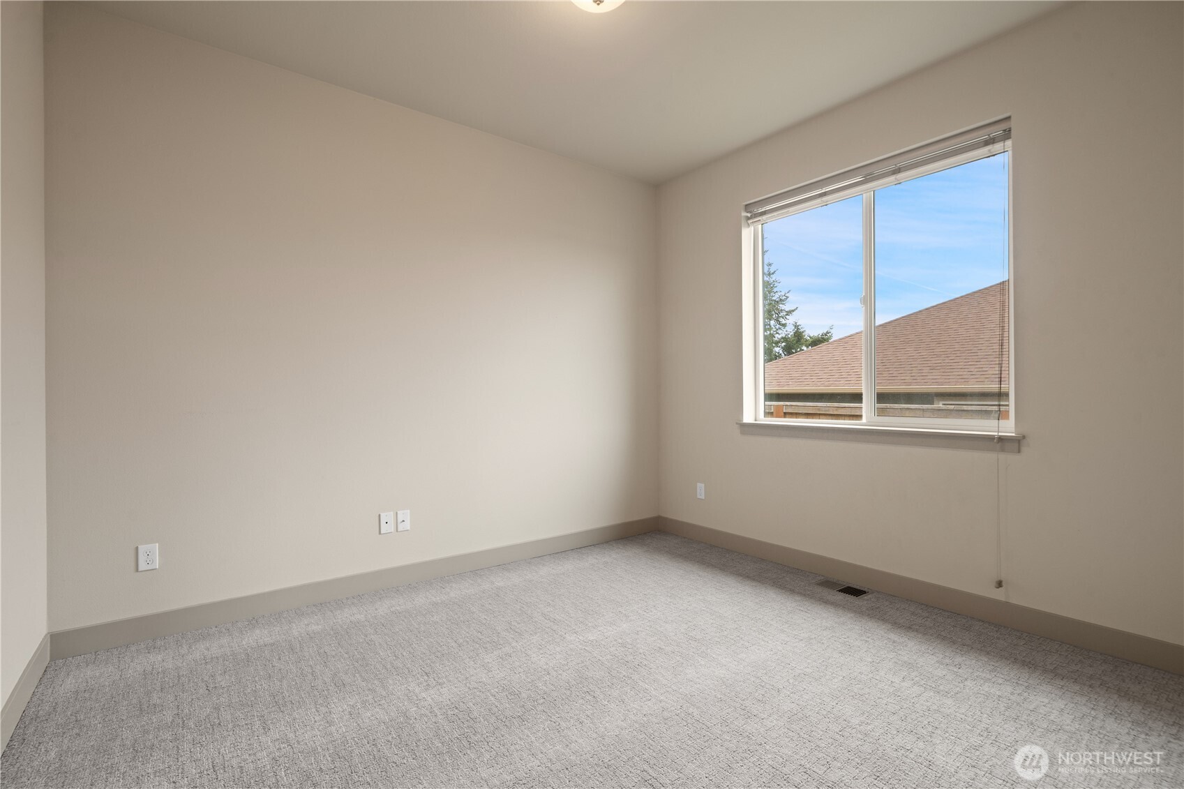 200 Blue Glacier Loop Property Photo 6