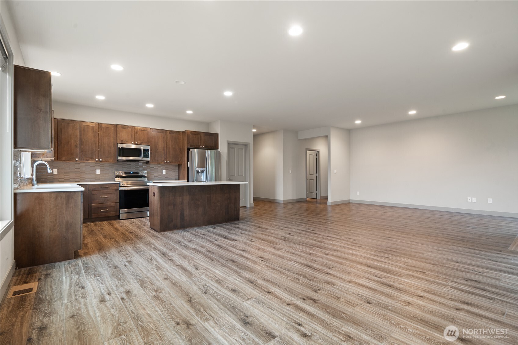 200 Blue Glacier Loop Property Photo 16
