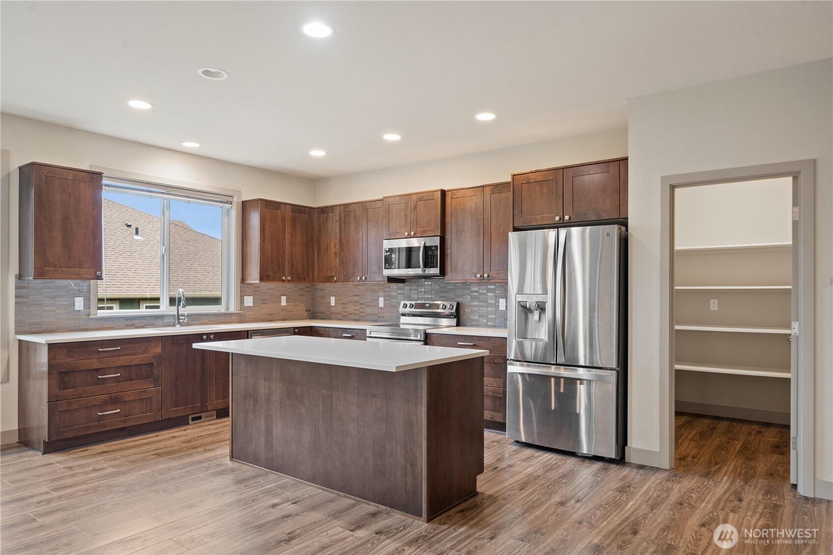 200 Blue Glacier Loop Property Photo 18