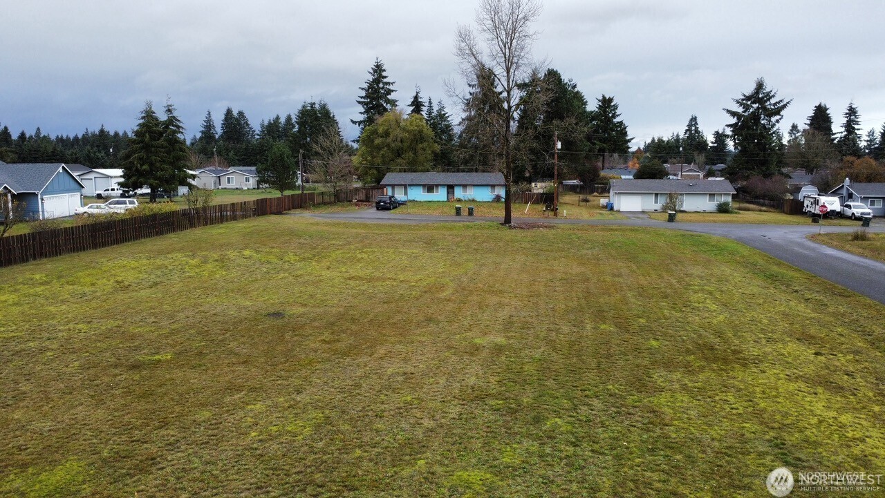 18905 Prairie Street Property Photo 2