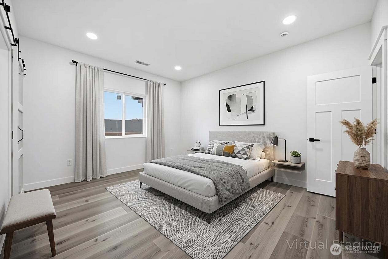 320 Victoria Street Property Photo 6