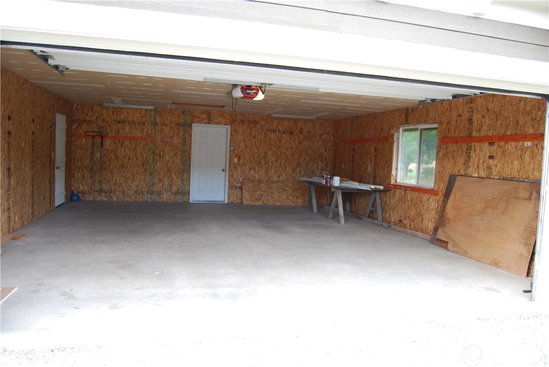 4 River Overlook Street Property Photo 38