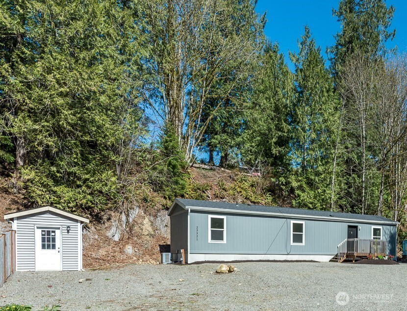 23321 N River Drive Property Photo 1