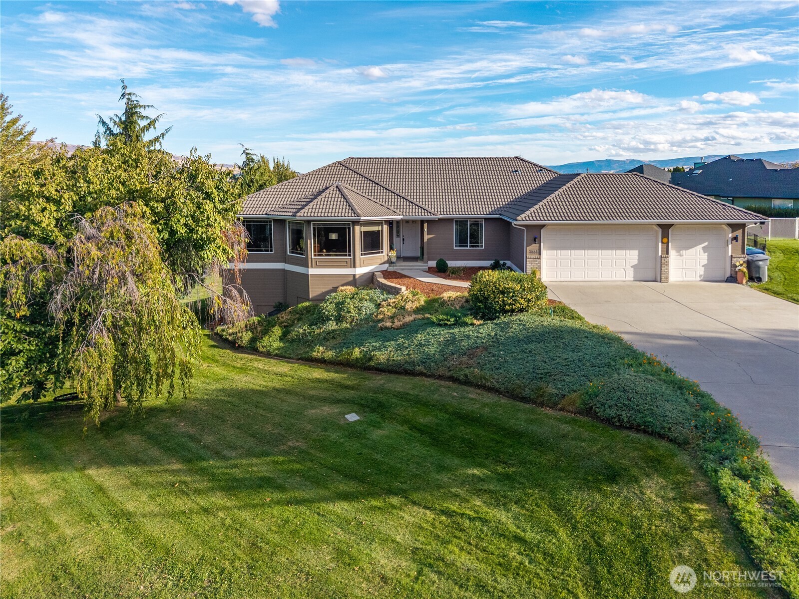 3555 Westridge Place Property Photo 1