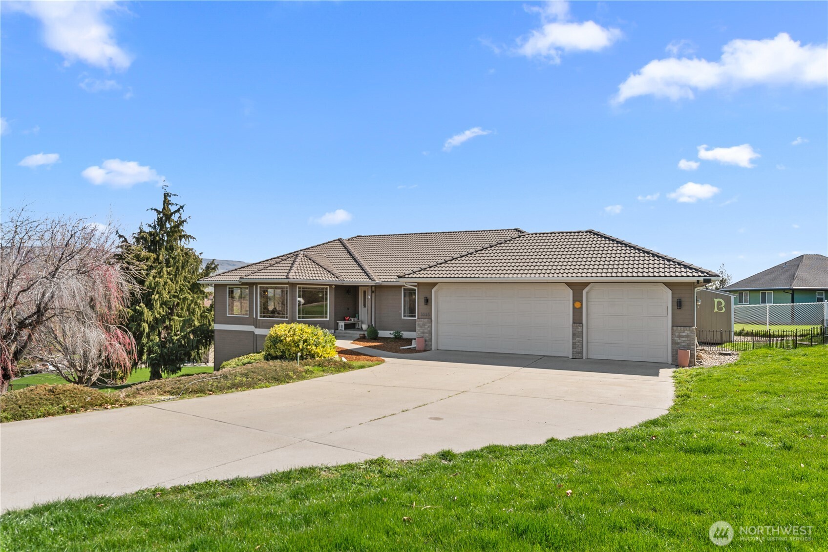 3555 Westridge Place Property Photo 3