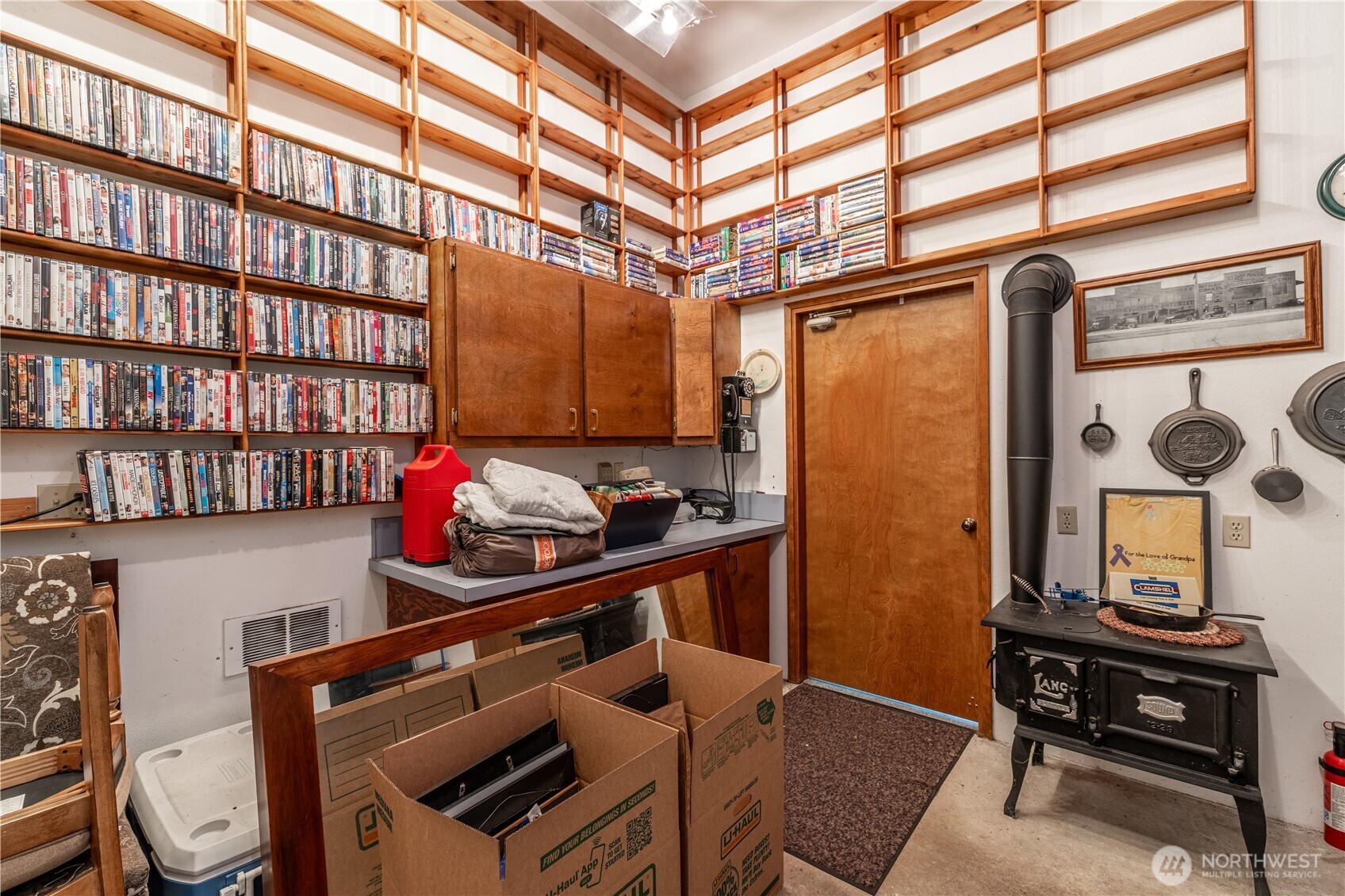 550 E Budd Drive Property Photo 22