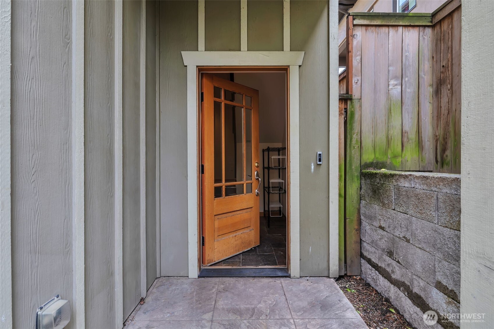 2221 E Spruce Street Property Photo 3