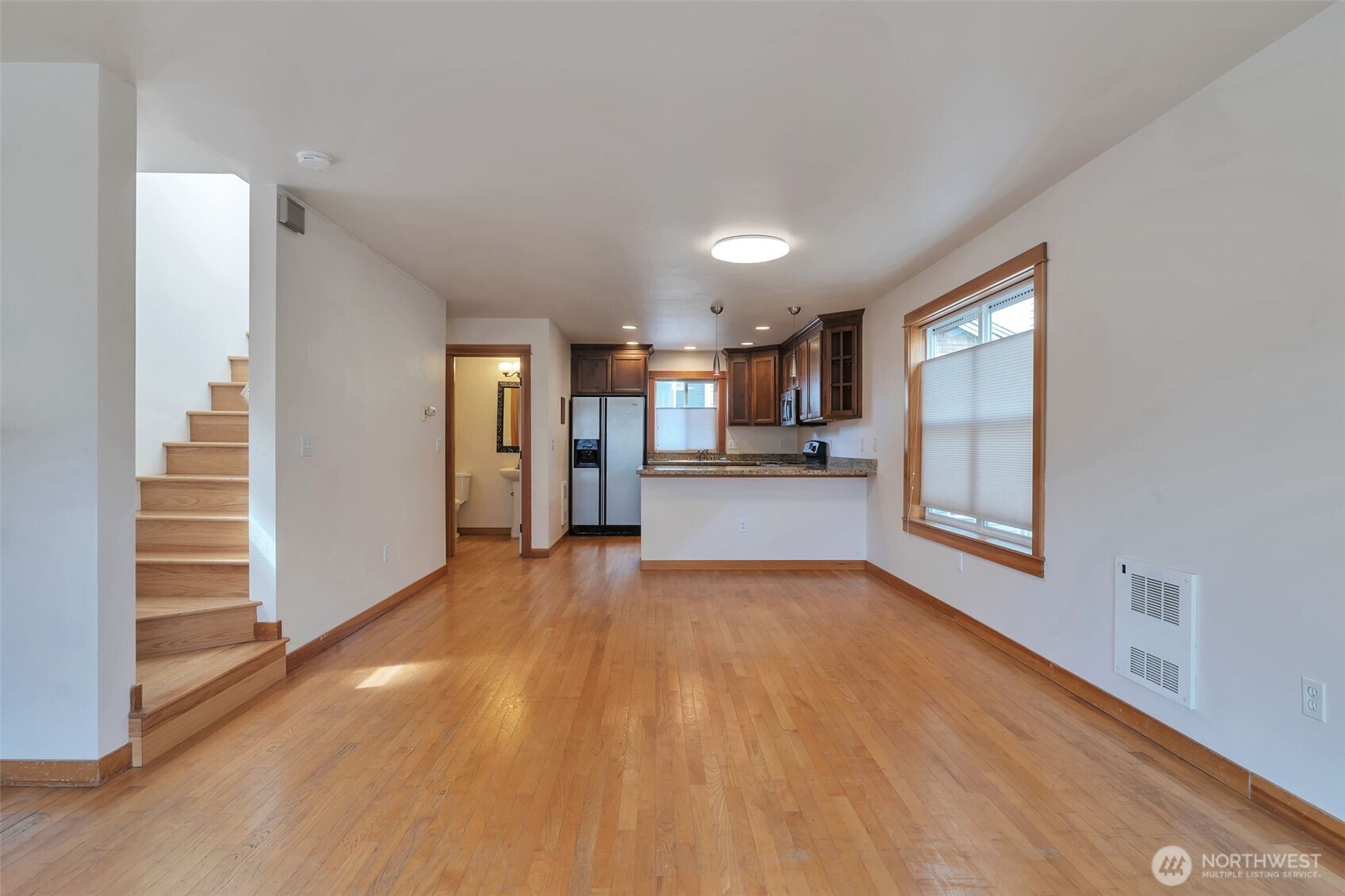 2221 E Spruce Street Property Photo 10