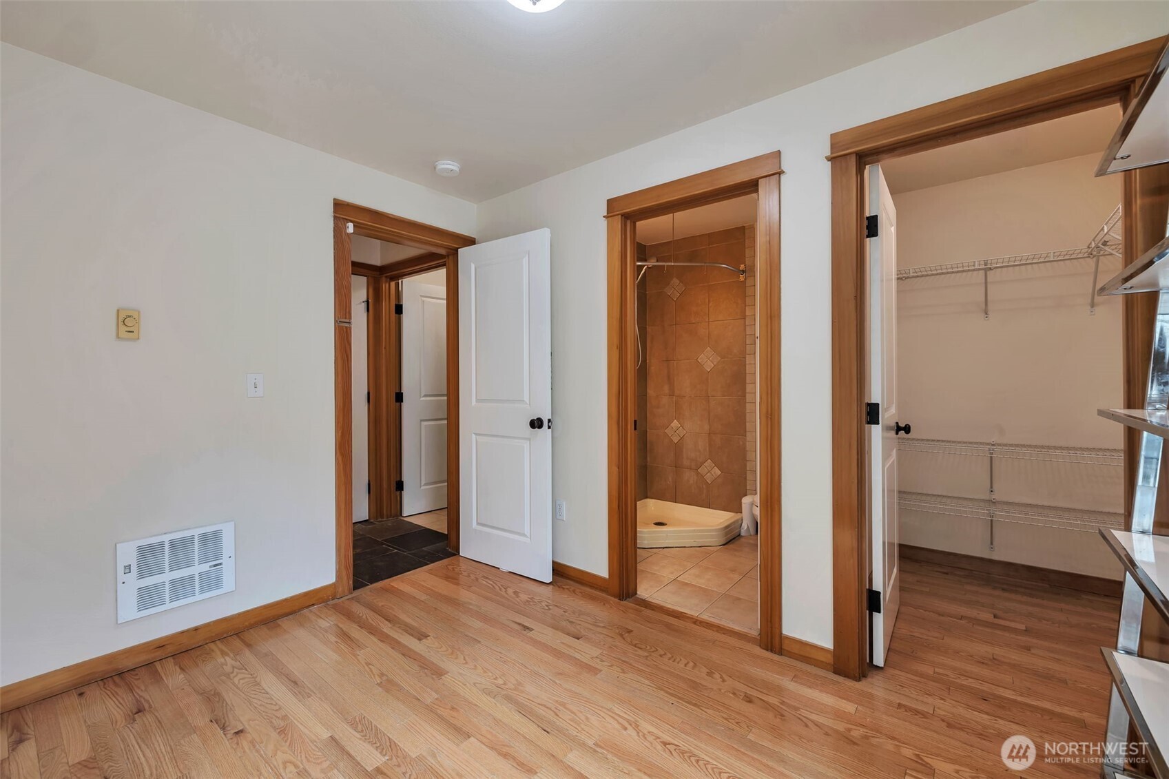 2221 E Spruce Street Property Photo 16