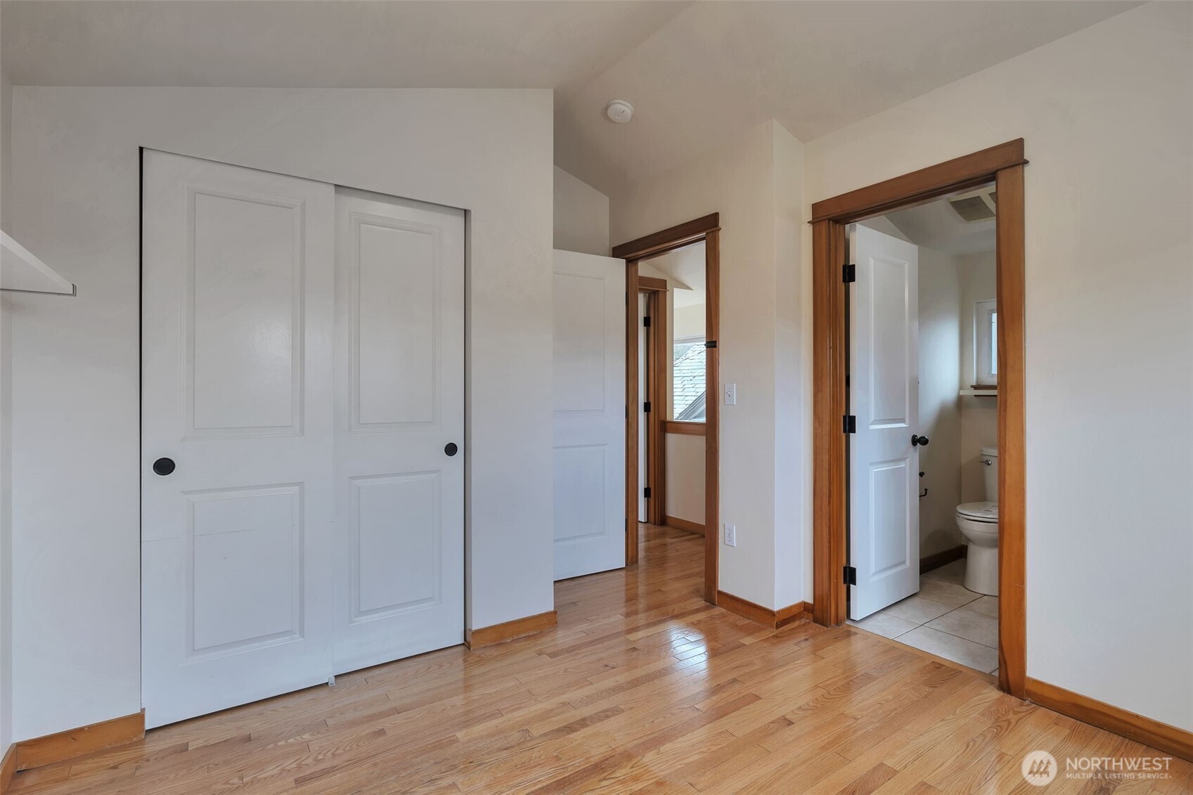 2221 E Spruce Street Property Photo 24