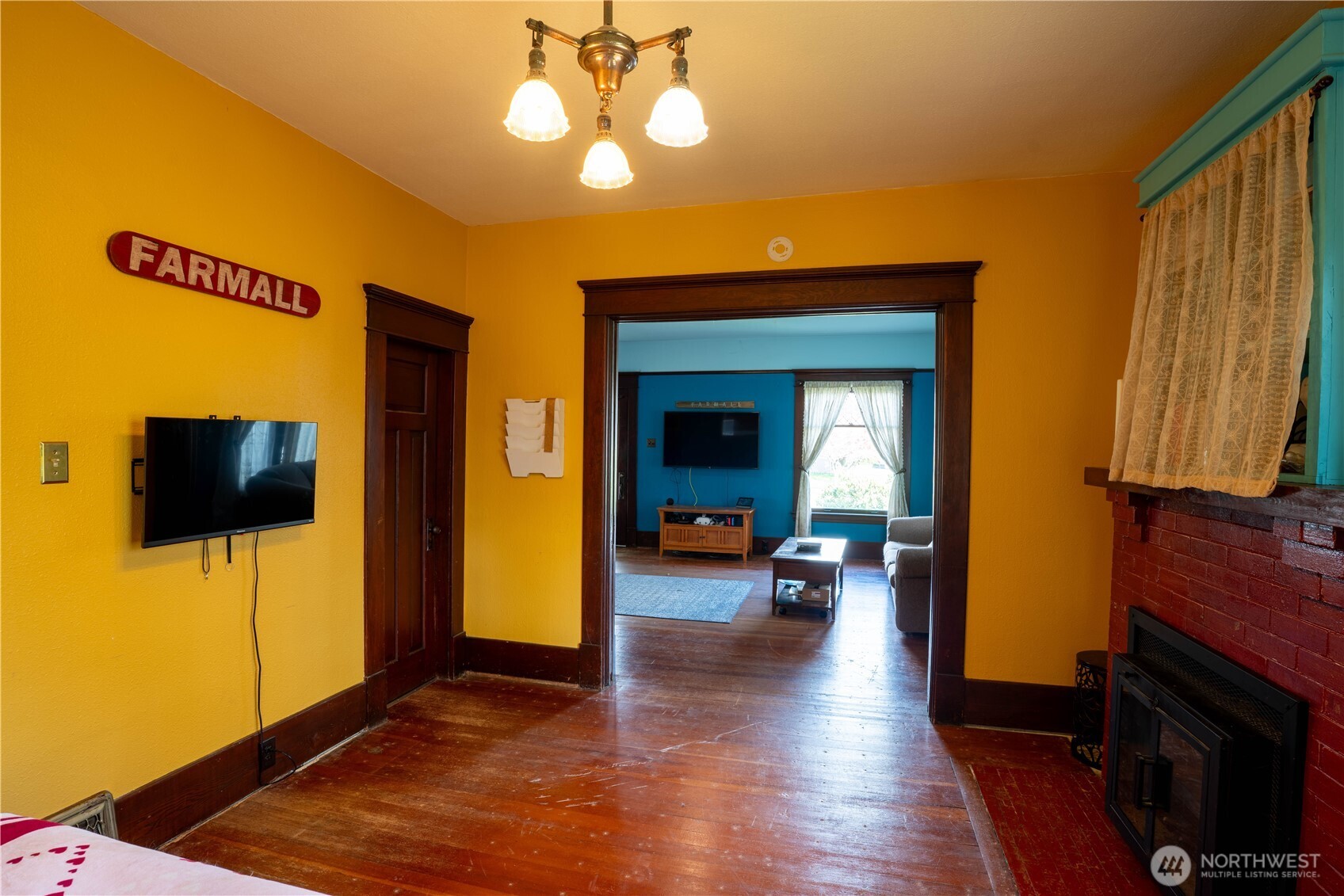 517 Lawson Street Property Photo 15