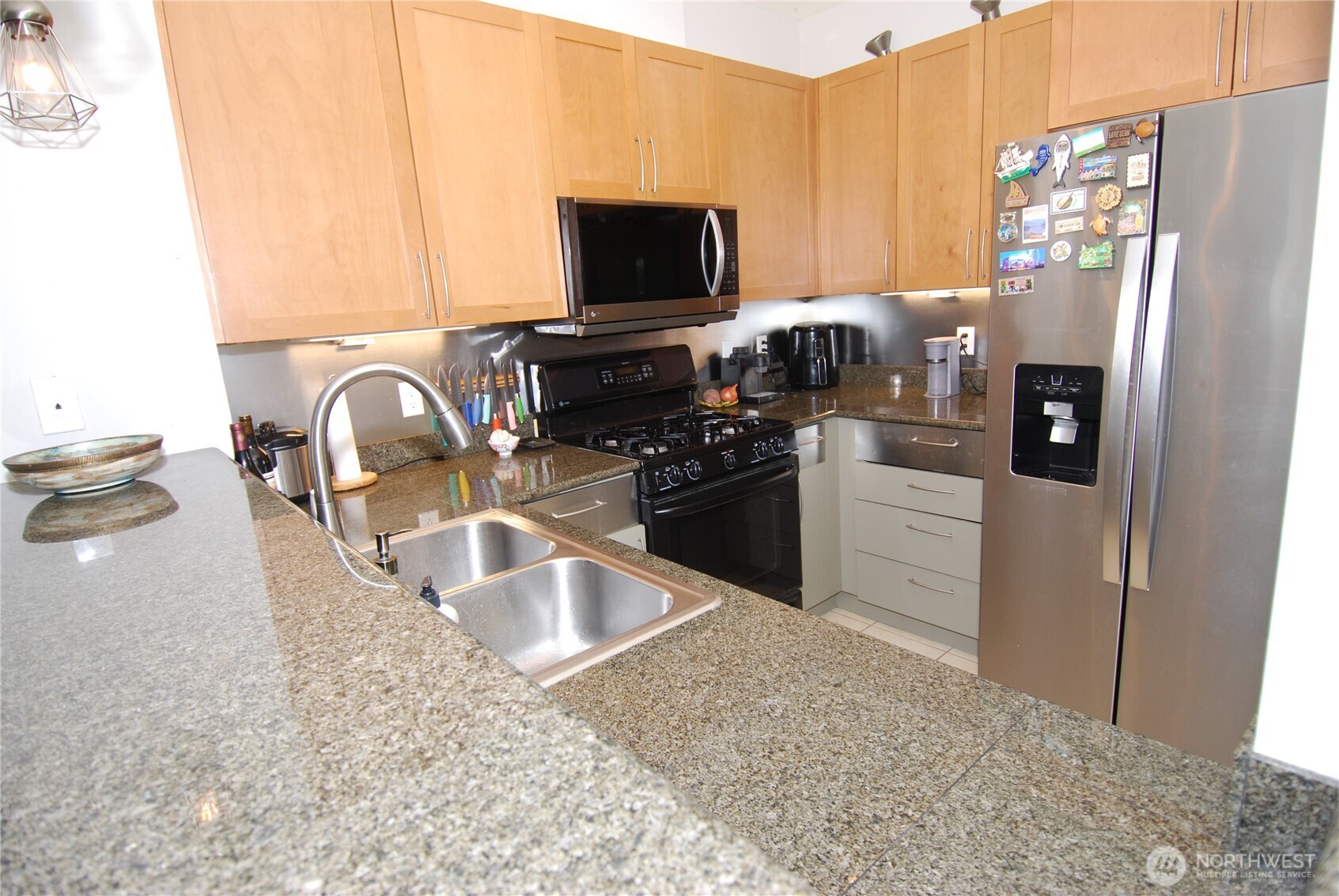 3217 Eastlake Avenue 302 Property Photo 11