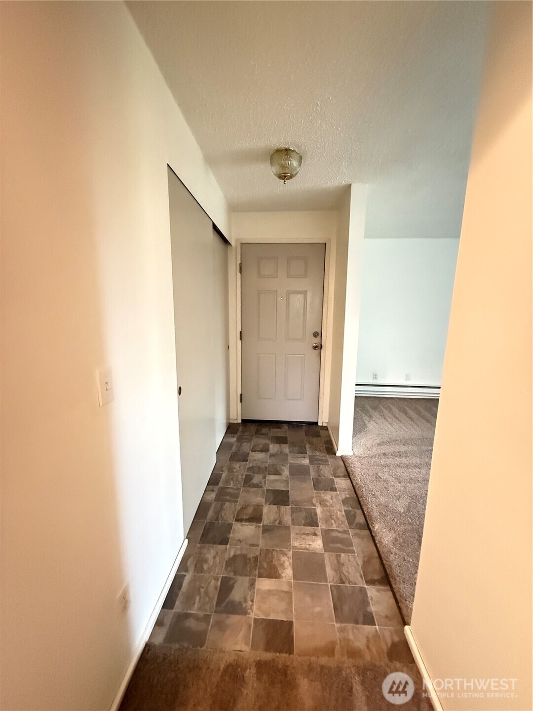 555 Sunset Avenue Property Photo 3