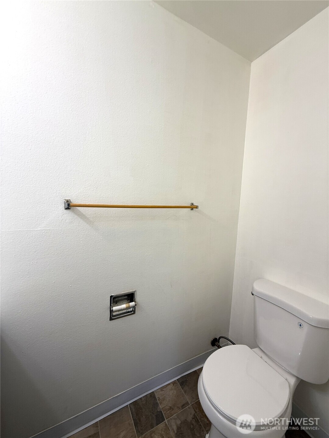 555 Sunset Avenue Property Photo 11