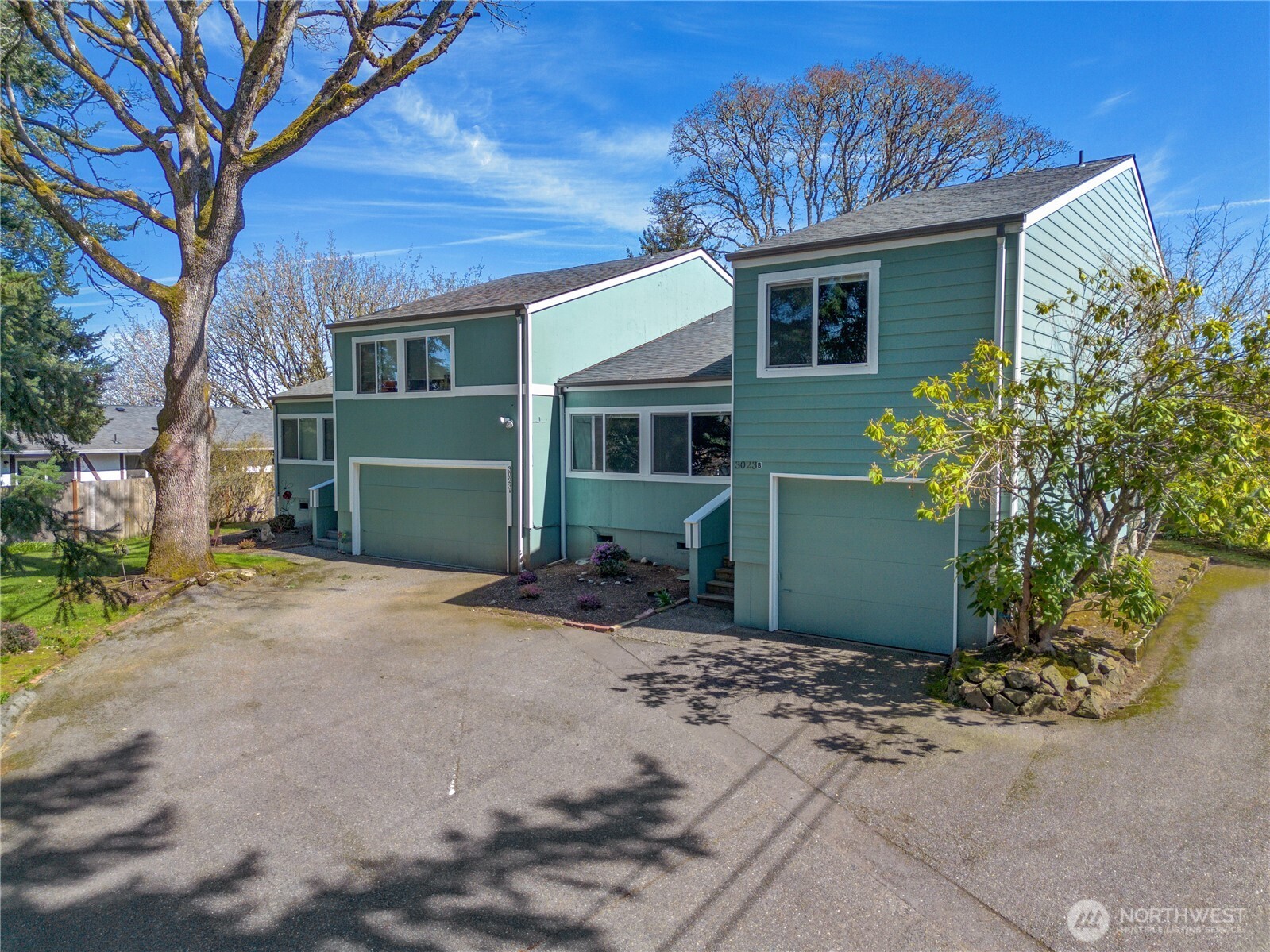 3023 Bridgeport Way B Property Photo 2