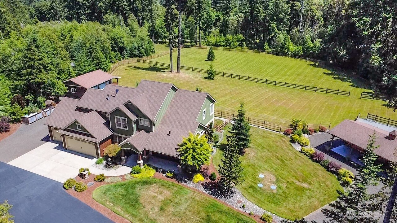 7436 Gallagher Cove Road Property Photo 4
