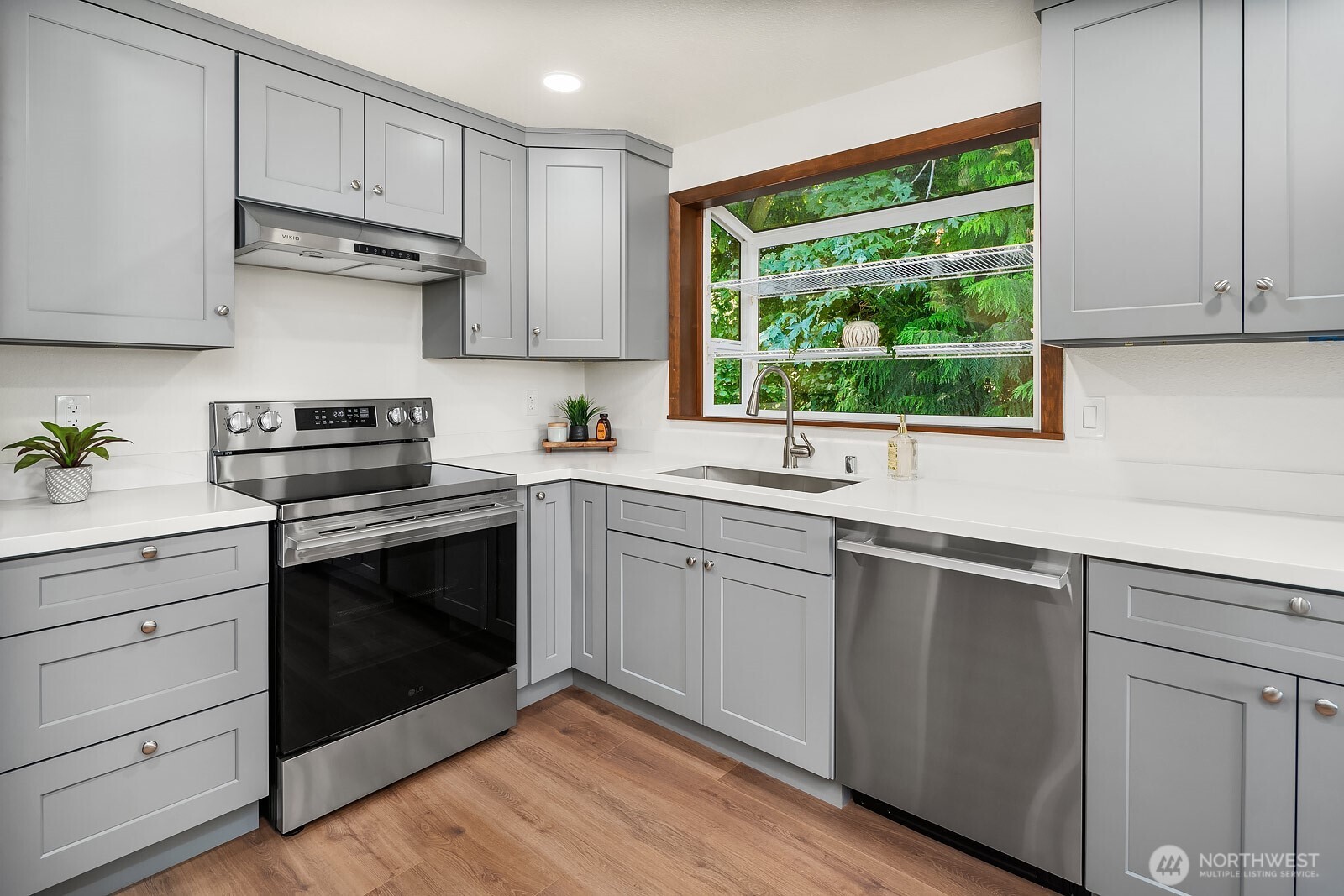 17813 147th Place Property Photo 3