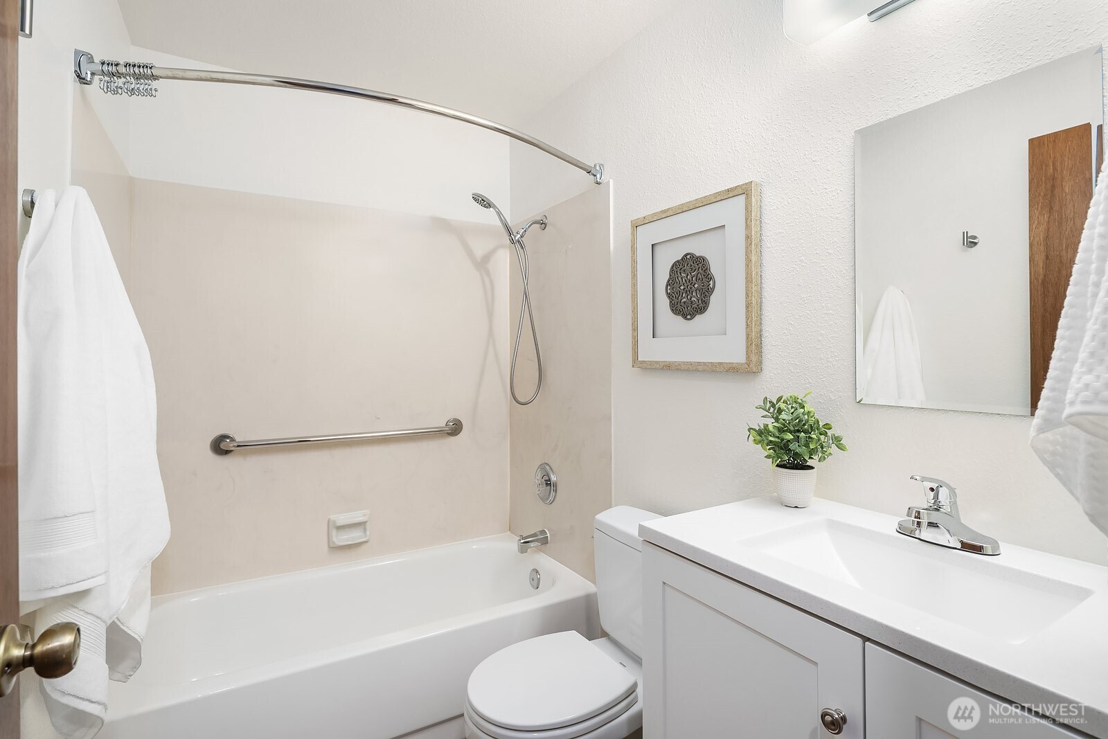 17813 147th Place Property Photo 13