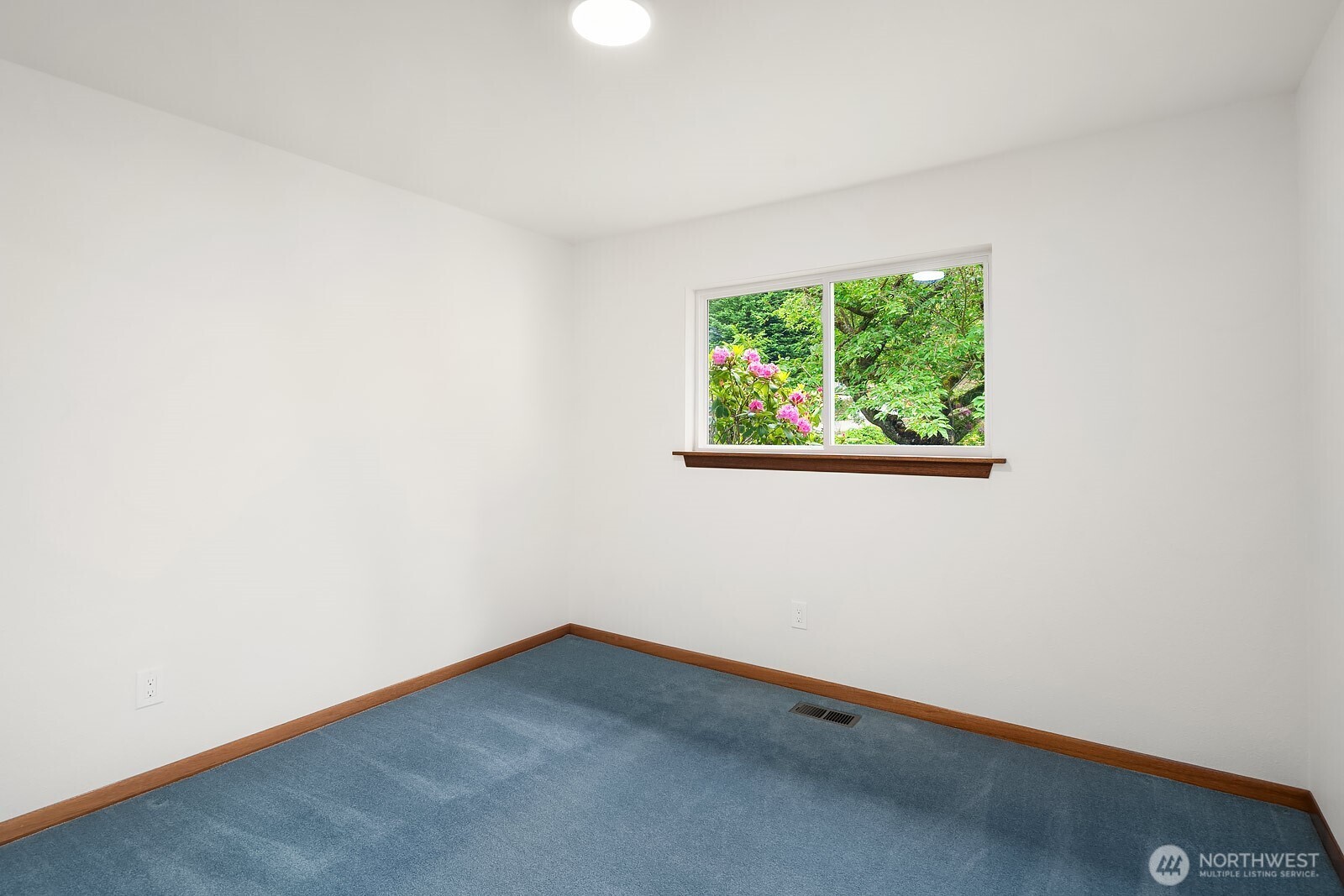 17813 147th Place Property Photo 13