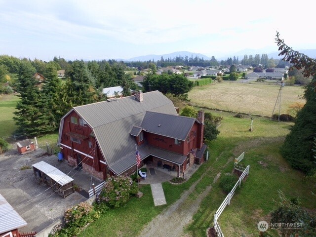 1734 Woodcock Road Property Photo 3