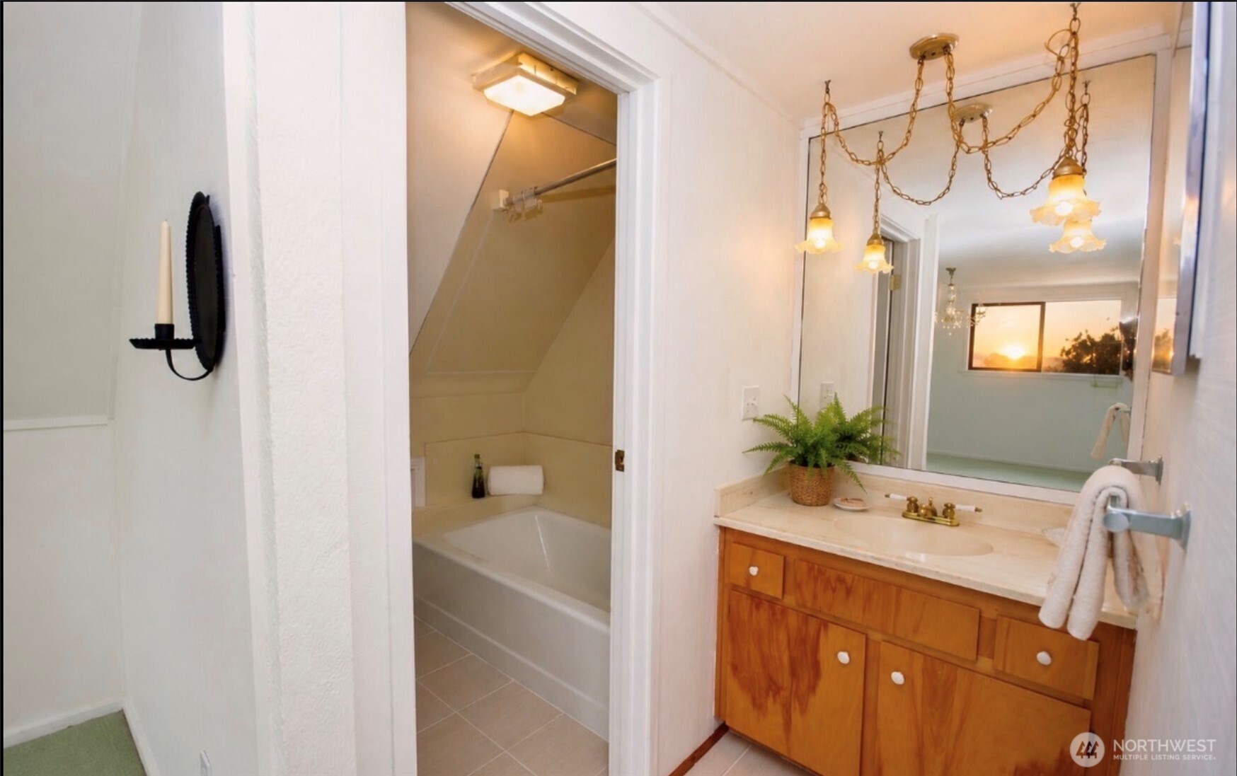 1734 Woodcock Road Property Photo 30