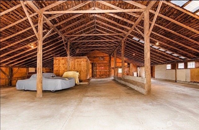 1734 Woodcock Road Property Photo 32