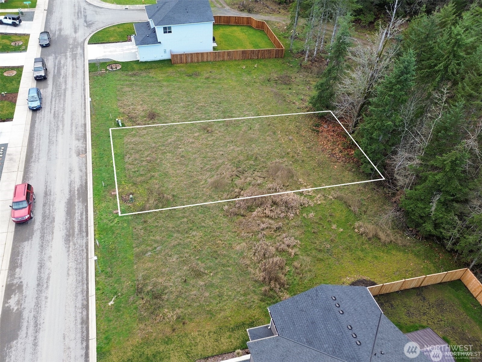 9999 Valley Creek Drive Property Photo 5