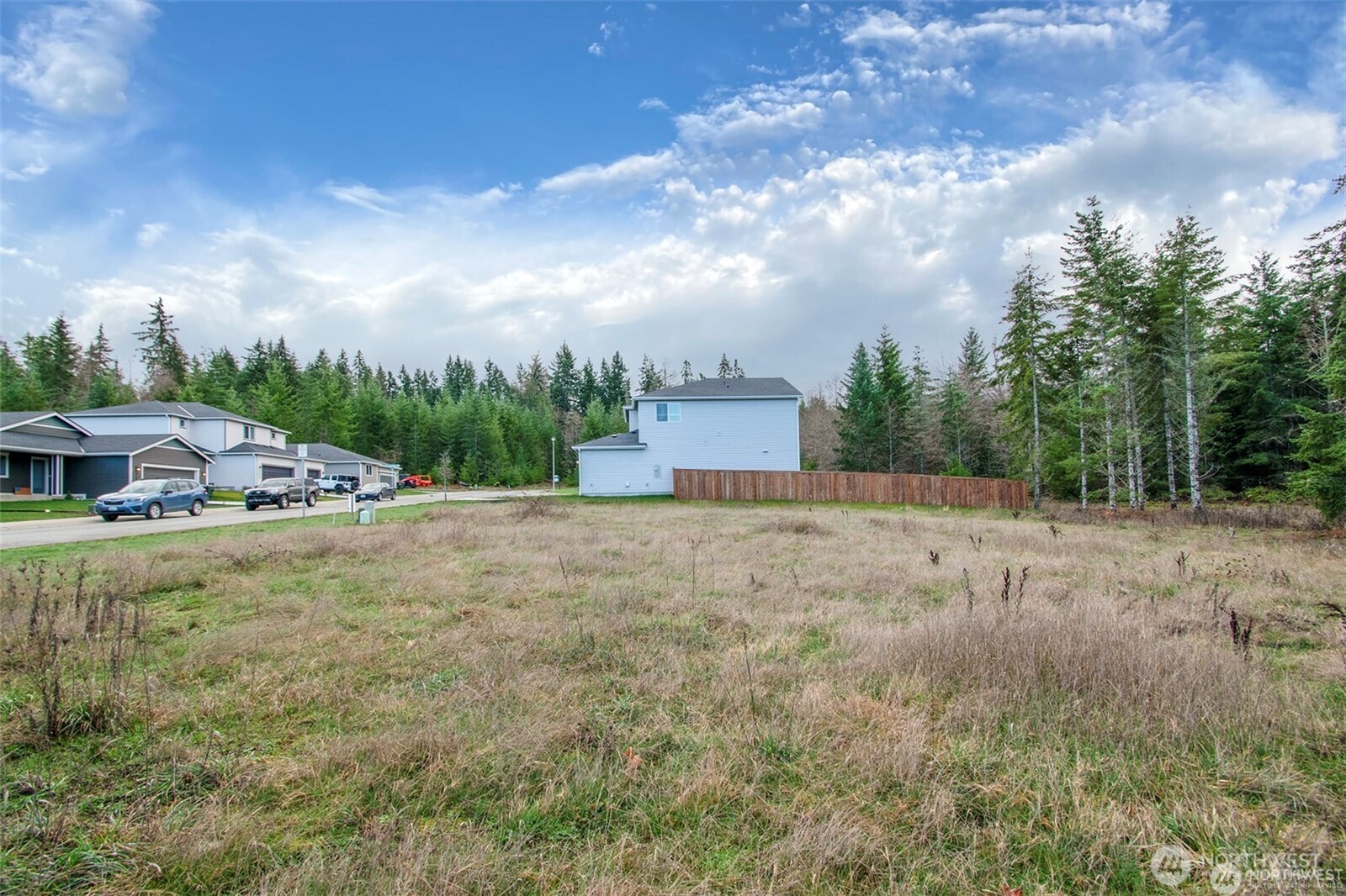 9999 Valley Creek Drive Property Photo 10