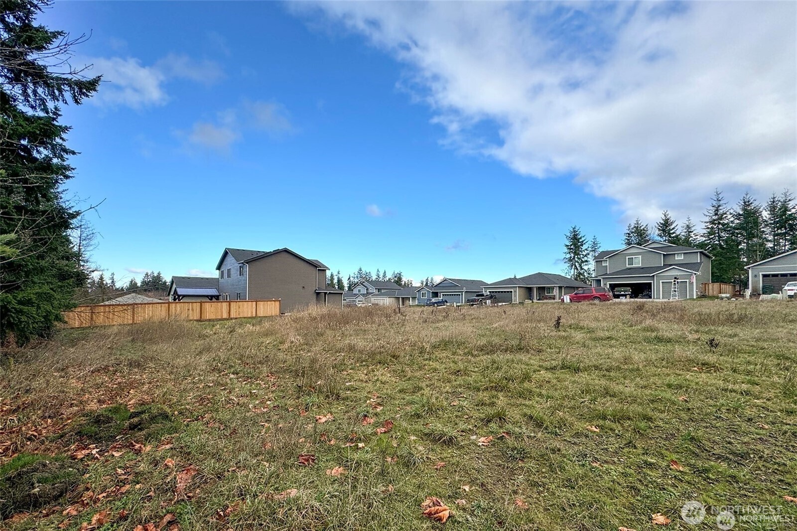 9999 Valley Creek Drive Property Photo 13