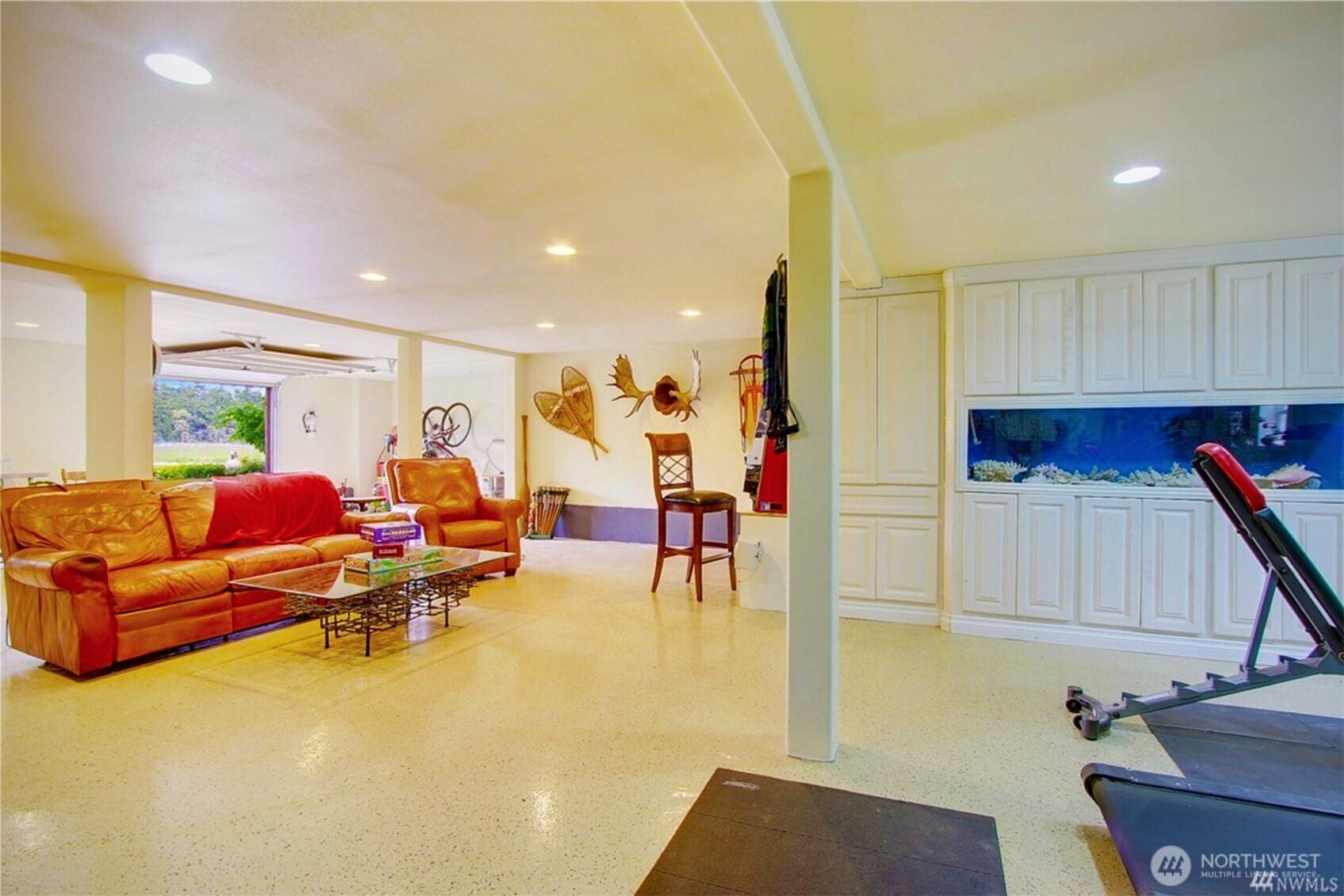 1898 Bayshore Road Property Photo 9