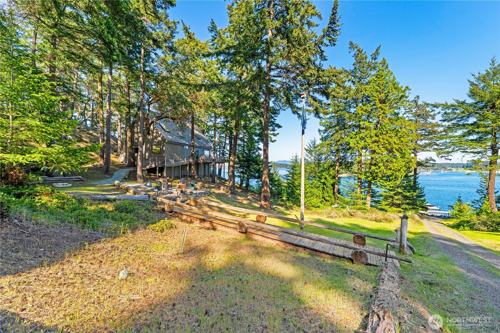 5 Nelson Trail Property Photo 2